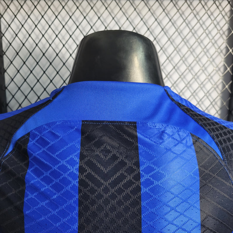 CAMISA VERSÃO PLAYER DO INTER DE MILÃO 22/23 AZUL E PRETO