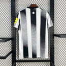 CAMISA DO NEWCASTLE 25/26 PRETO E BRANCO