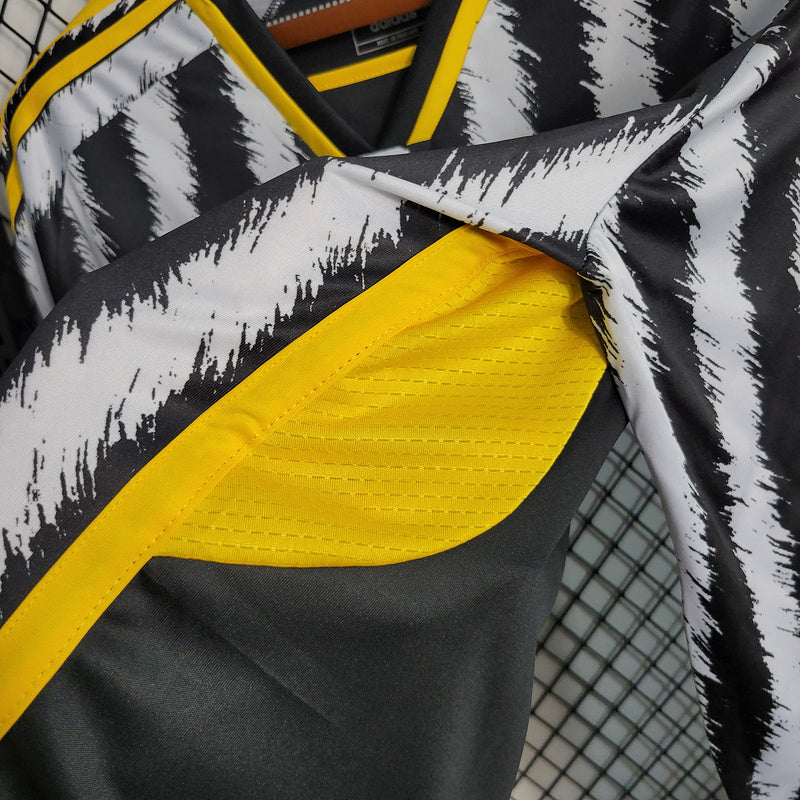 CAMISA MANGA LONGA DO JUVENTUS  23/24 BRANCO, PRETO E AMARELO