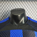 CAMISA VERSÃO PLAYER DO INTER DE MILÃO 22/23 AZUL E PRETO